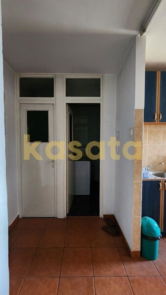 Decebal, Metrou, Piata Muncii, garsoniera 40 mp, mutare imediata.